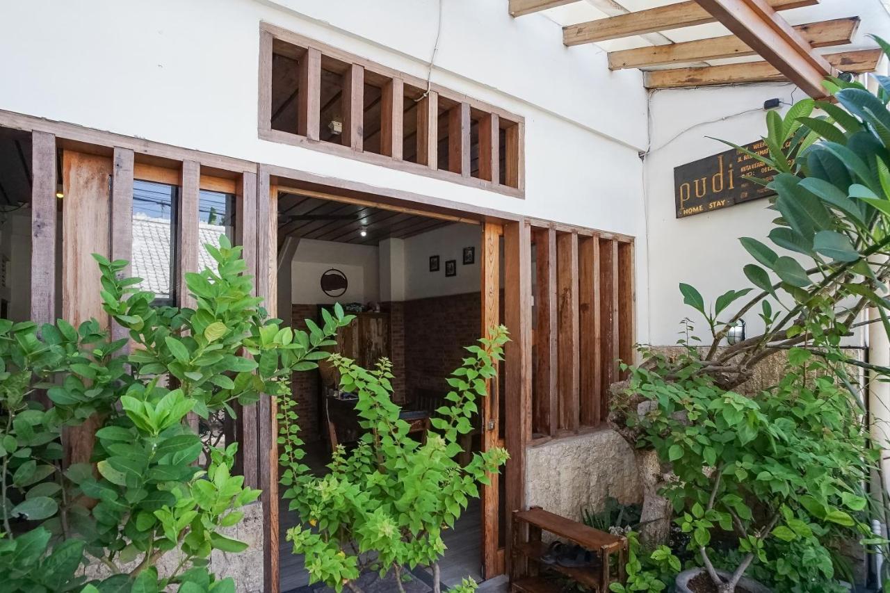 Pudi Homestay Canggu Extérieur photo